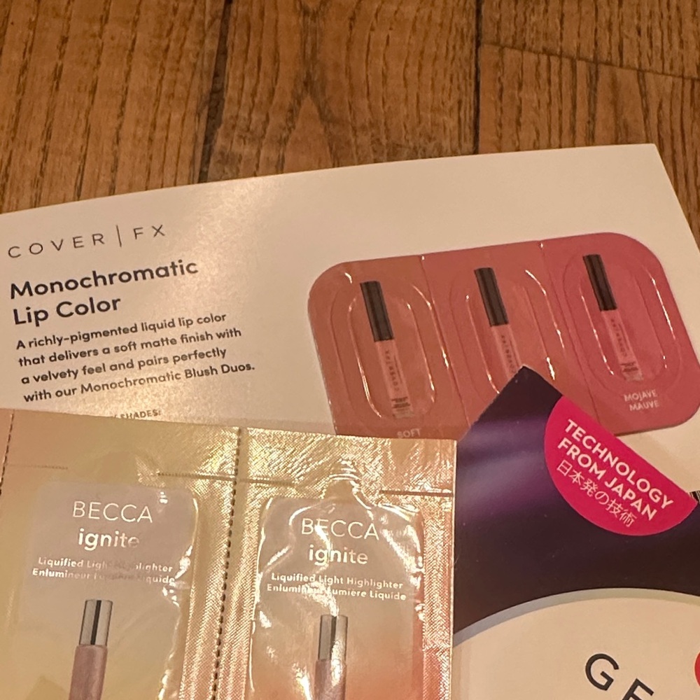Beauty Sample Bundle - Picture 6 of 9